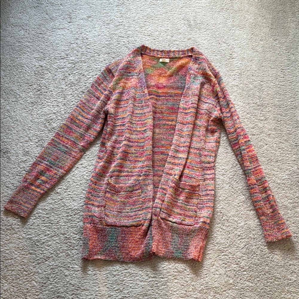 Debut Pink Cardigan Sweater with Textured Knit and Relaxed Fit